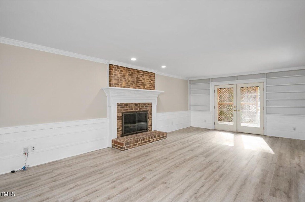 2205 Pastille Ln, Raleigh, NC 27612-2828