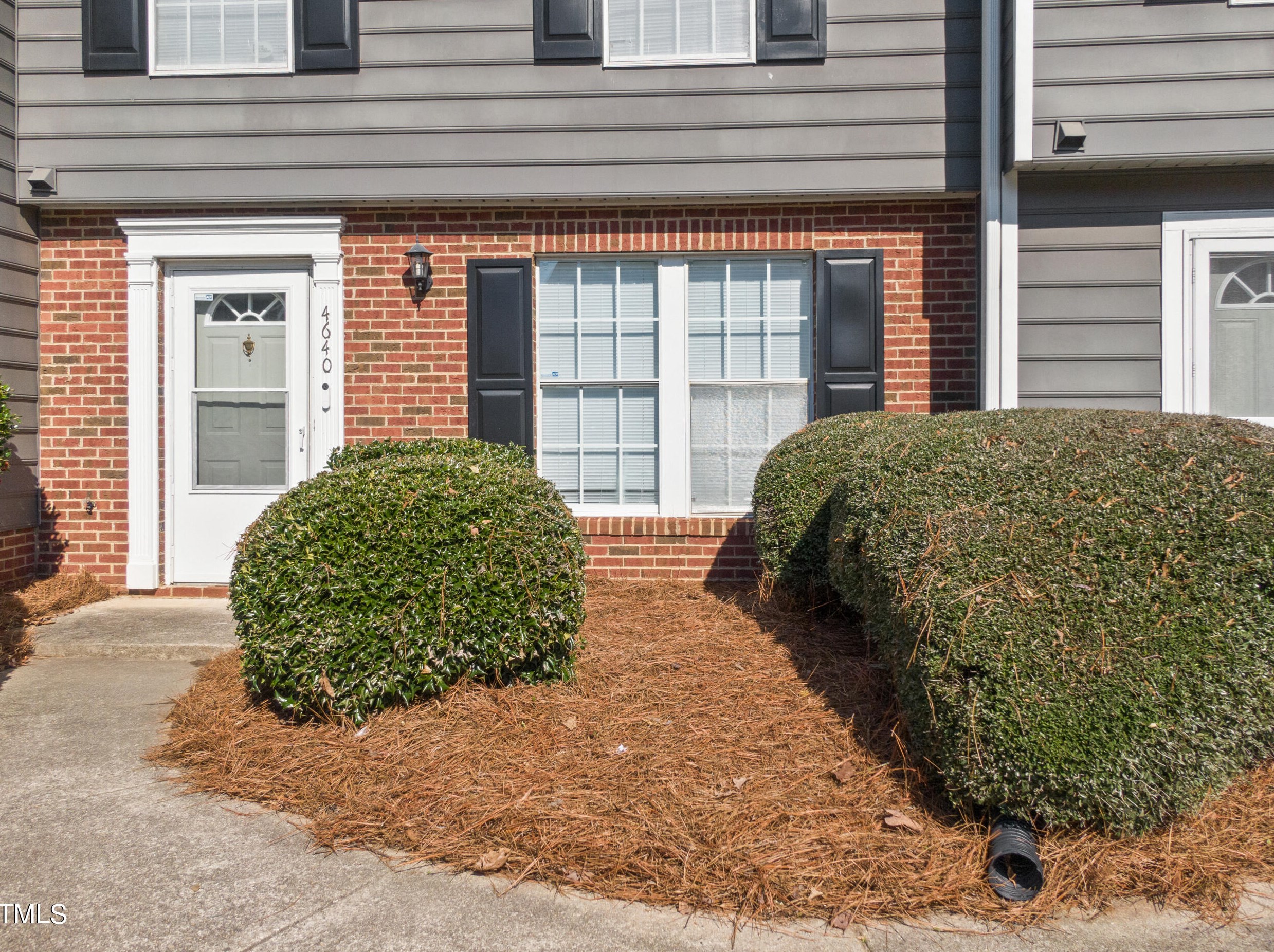 4640 Pine Trace Dr, Raleigh, NC 27613-3318