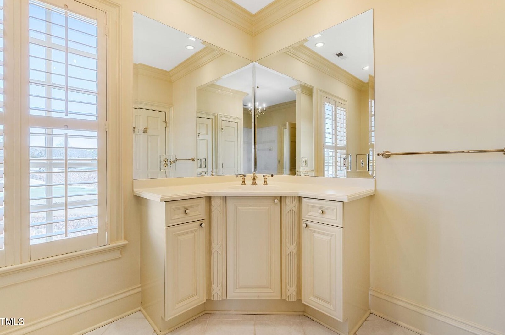 632 Marcellus Way, Clayton NC 27527-5542 exterior