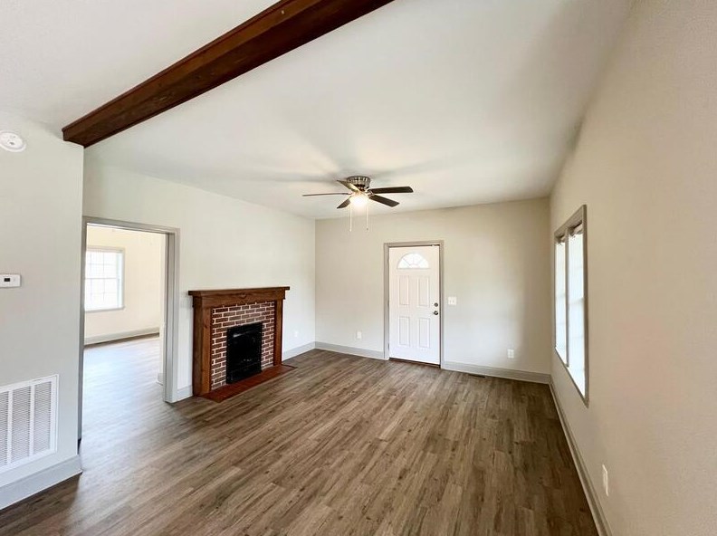 722 Tucker St, Burlington NC  27215-6542 exterior