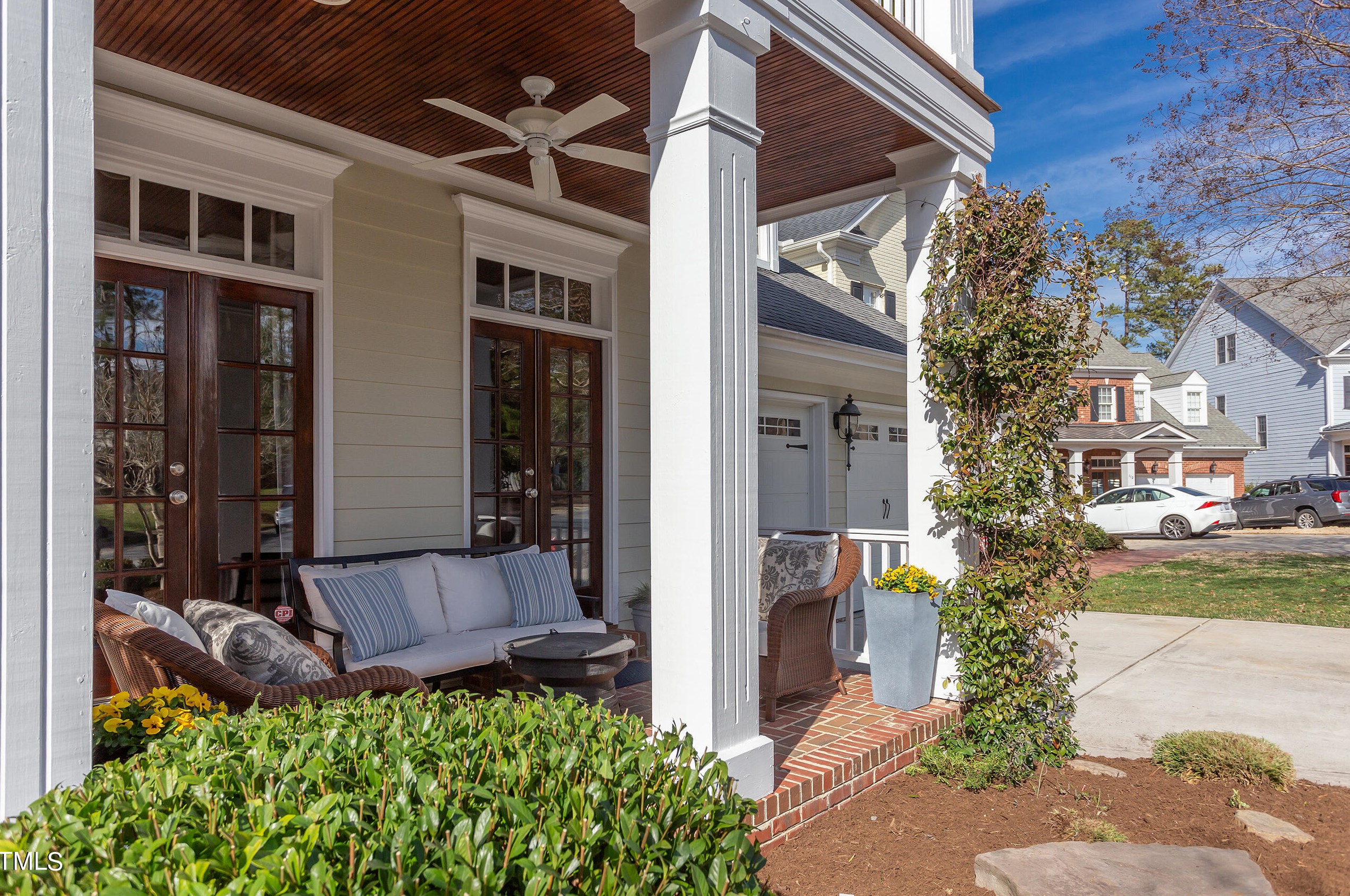 117 Faison Rd, Chapel Hill, NC 27517-5659