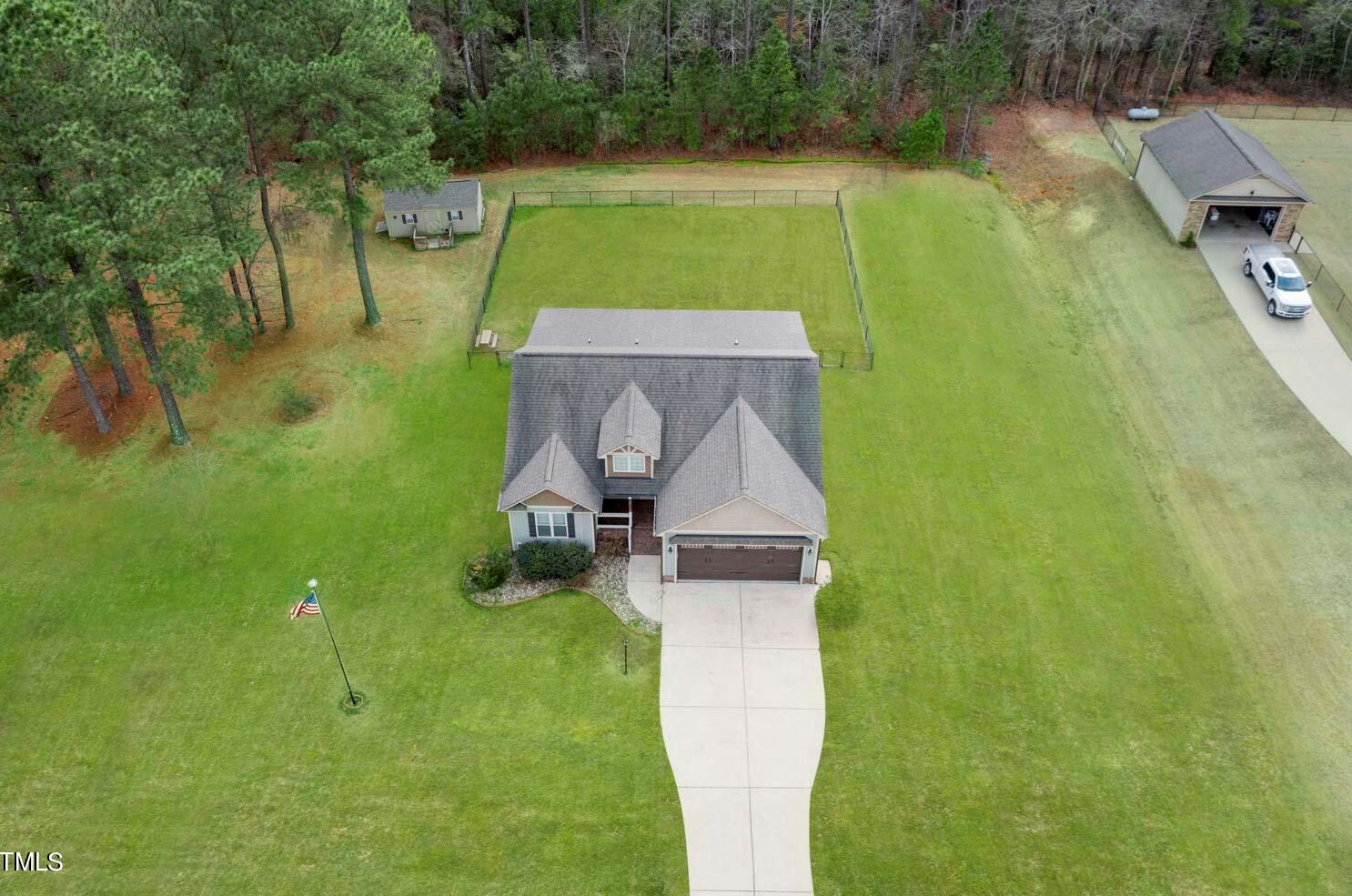 30 Three Daughters Ct, Four Oaks, NC 27524-7384