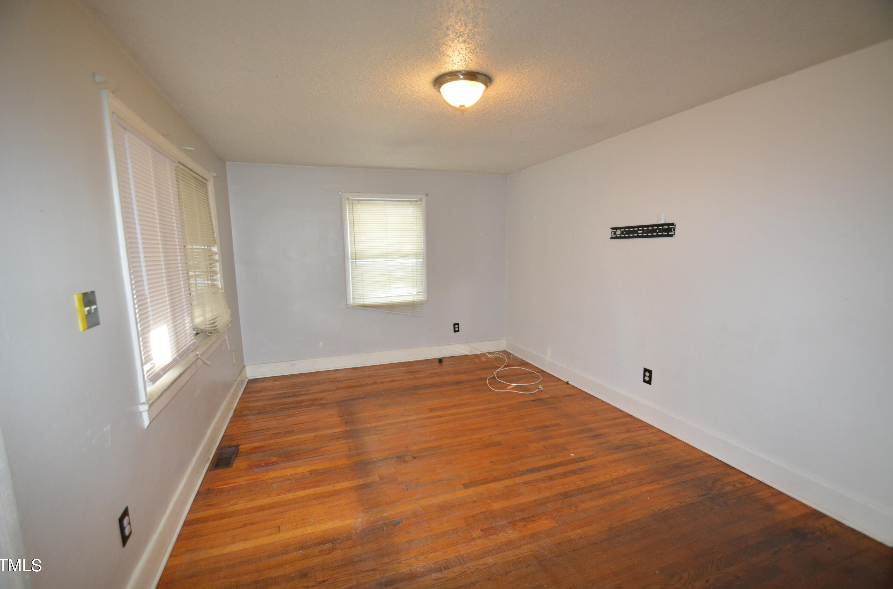213 Guthrie Ave, Durham, NC 27703-3117