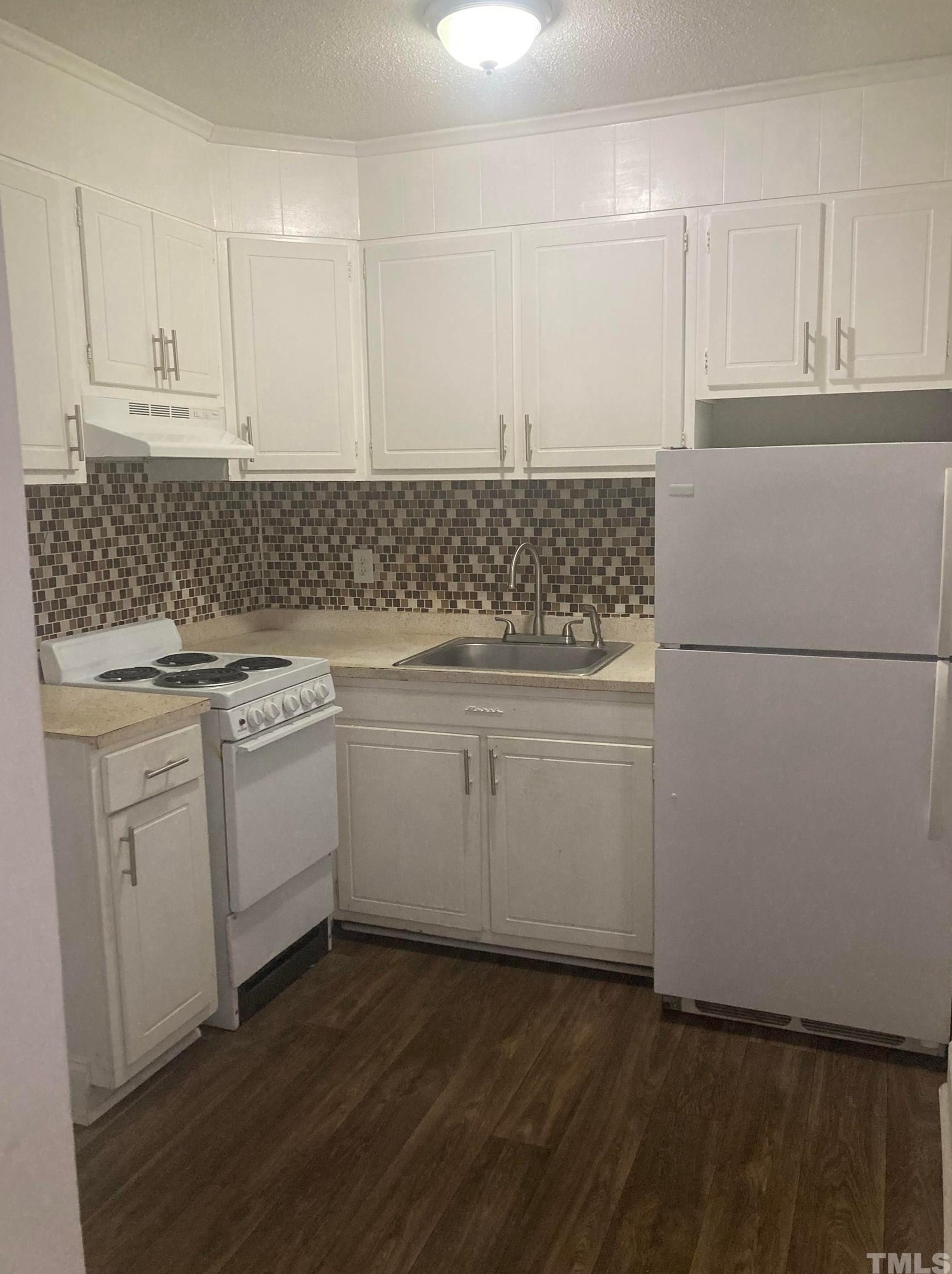 115 Florence St #11, Graham, NC 27253