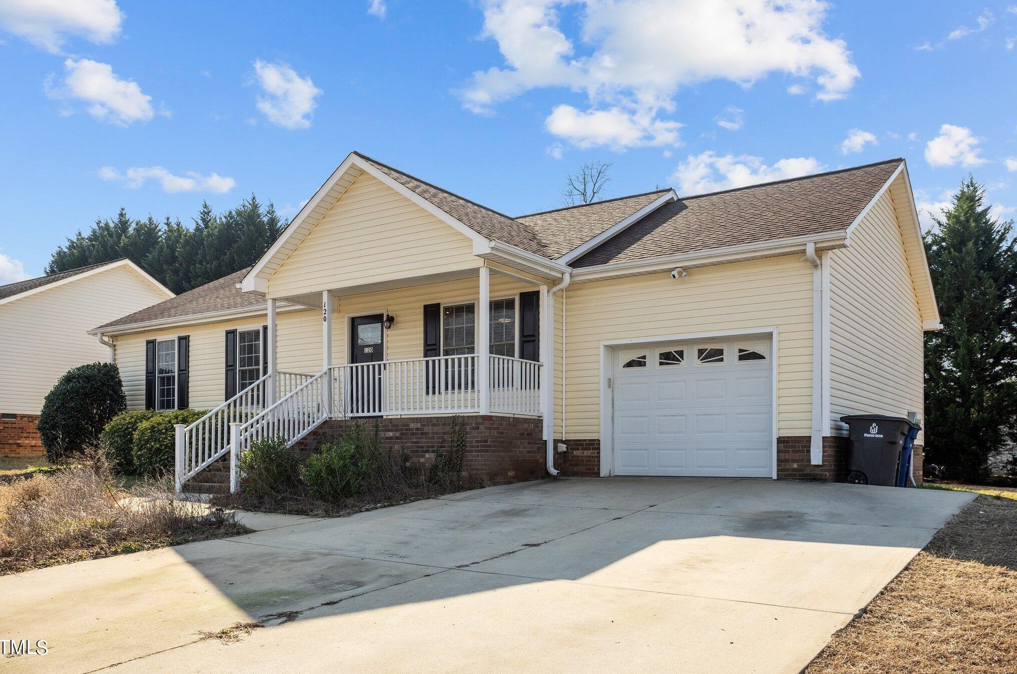 120 Davidson Ave, Winston Salem NC  27127-6721 exterior