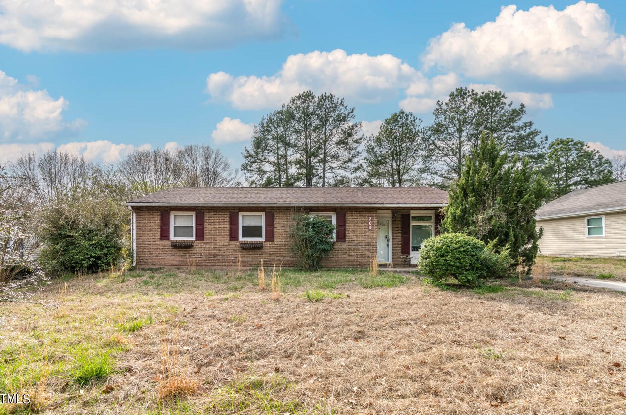 208 Lynn Rd, Durham, NC 27703-4612