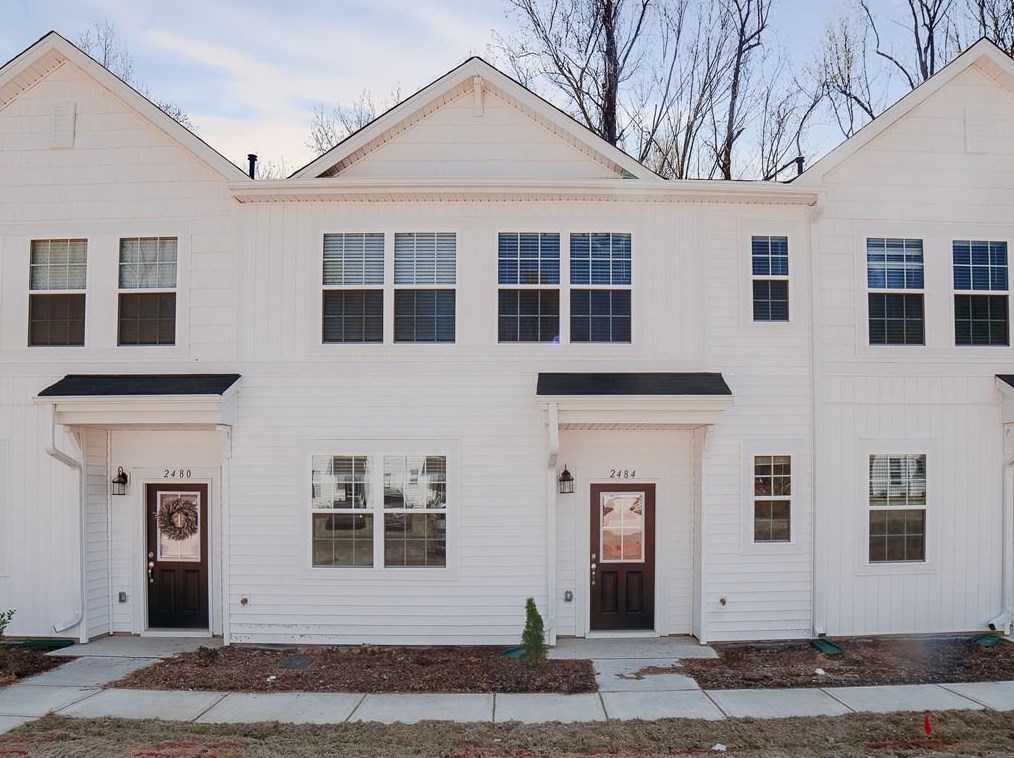 2490 Ashton Park Ln, Burlington, NC 27215