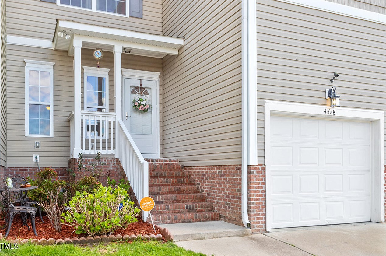 4628 Pat Reed Rd, Raleigh, NC 27616-6295