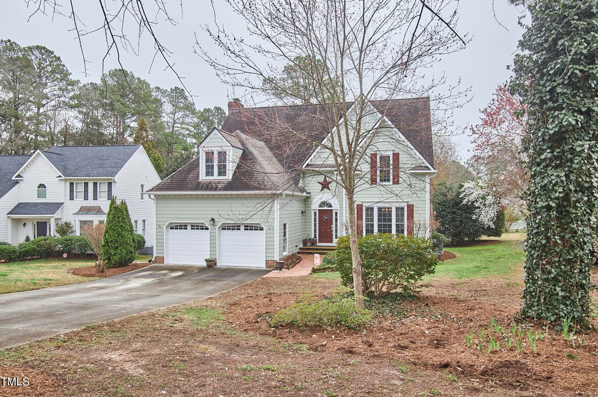 1338 Daventry Ct, Chapel Hill, NC 27517-9412