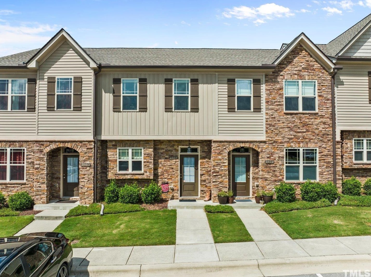2820 Piedmont River Way, Raleigh, NC 27606