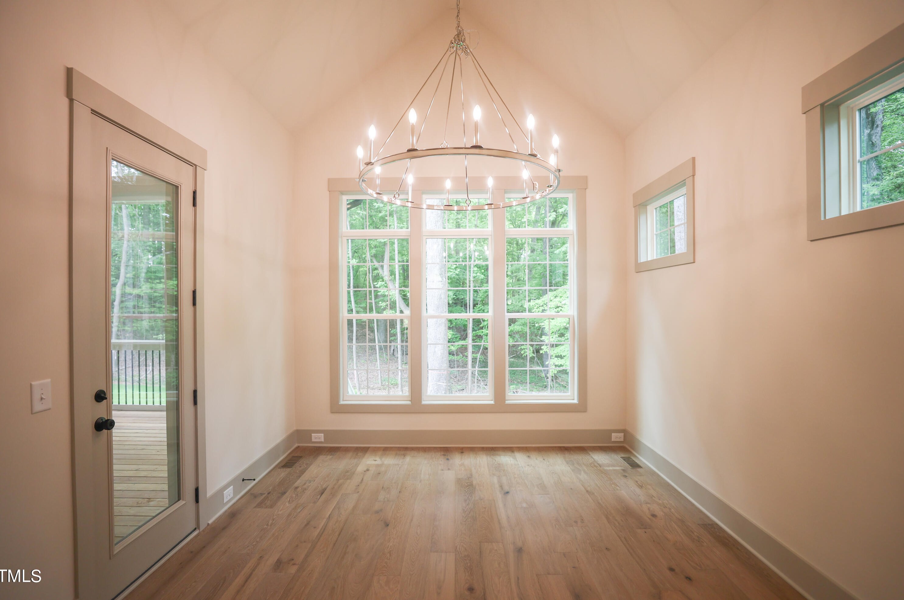 252 Lk Dr, Cary NC 27513-3103 exterior