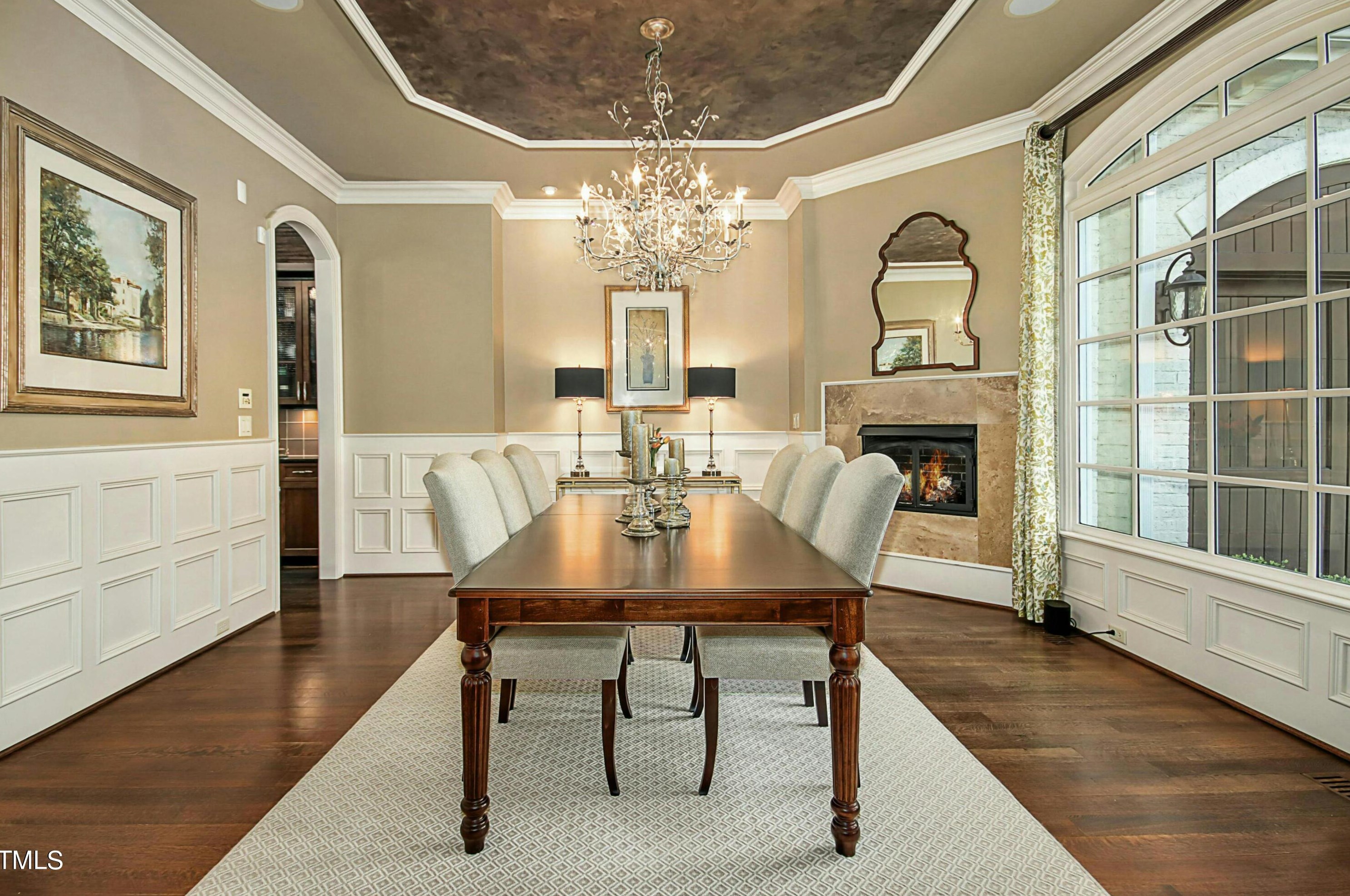 2712 Anderson Dr, Raleigh NC  27608-1504 exterior
