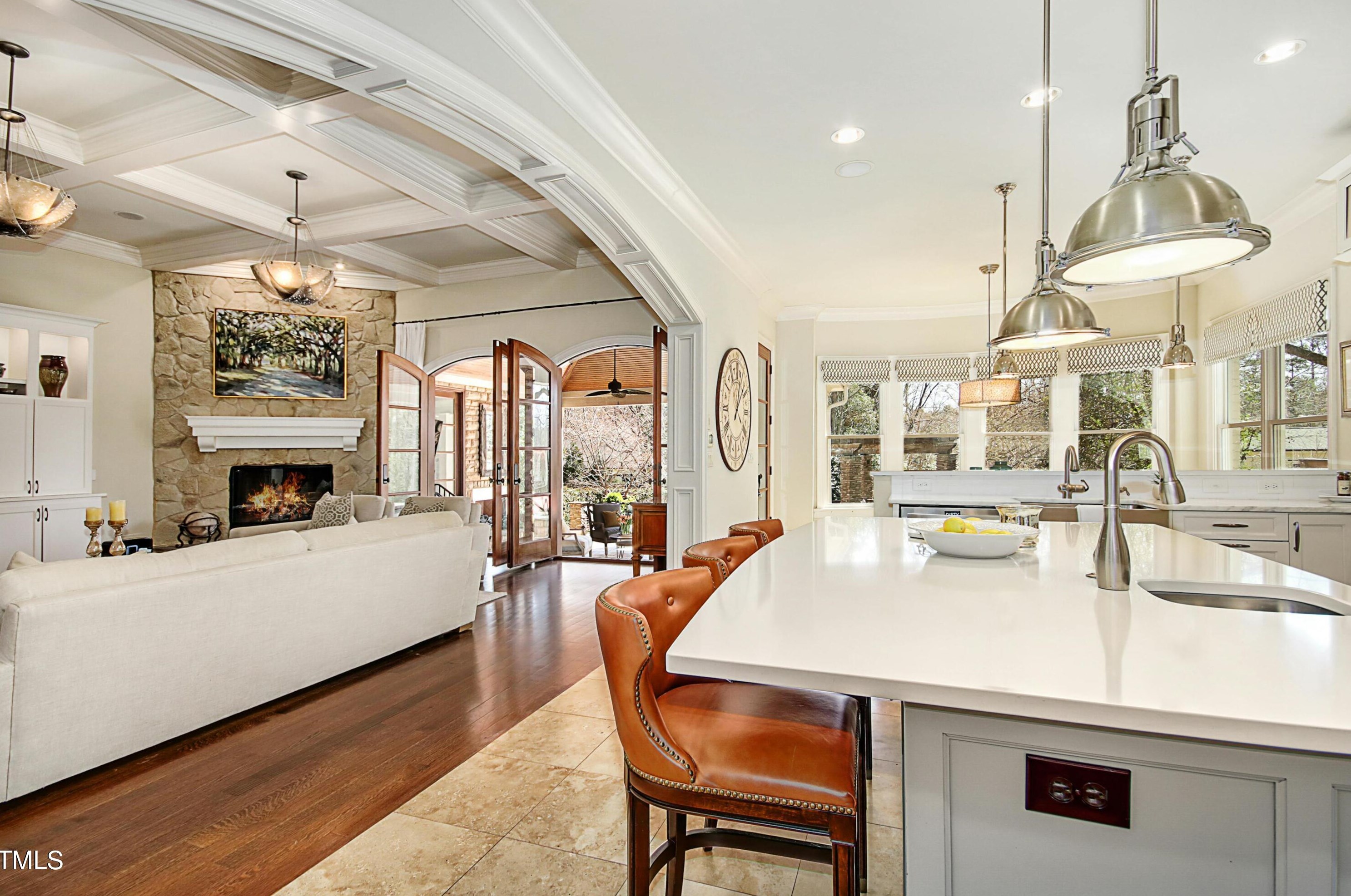 2712 Anderson Dr, Raleigh NC  27608-1504 exterior