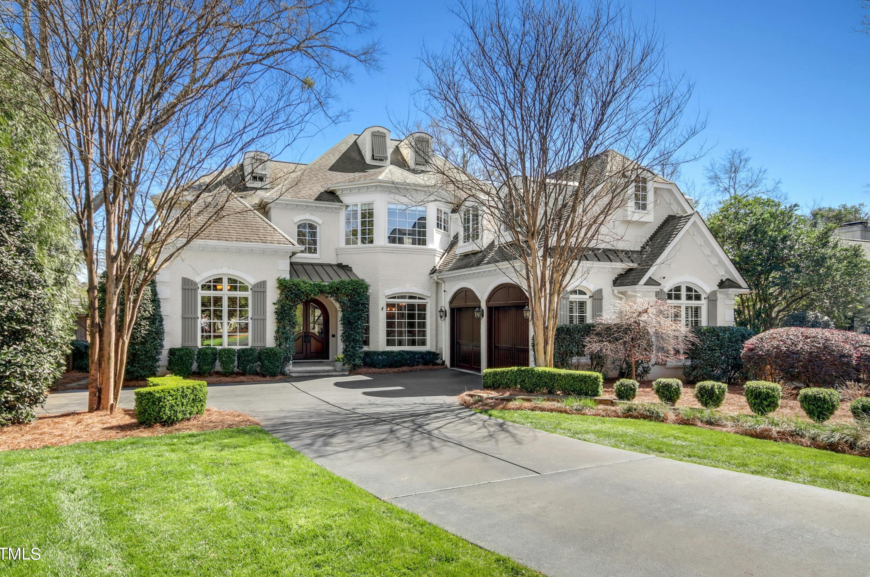 2712 Anderson Dr, Raleigh NC  27608-1504 exterior