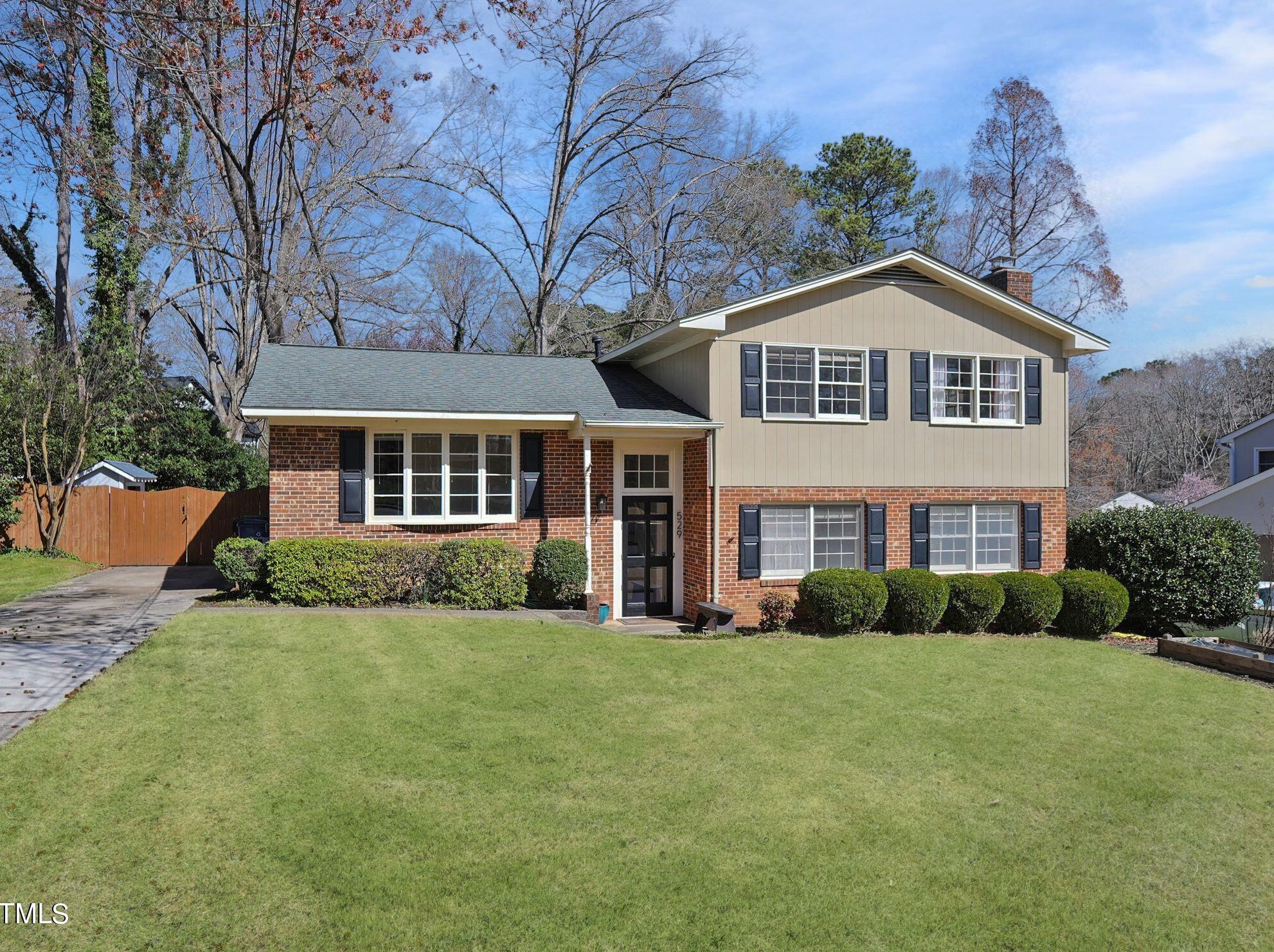 529 Harvard St, Raleigh, NC 27609-5903