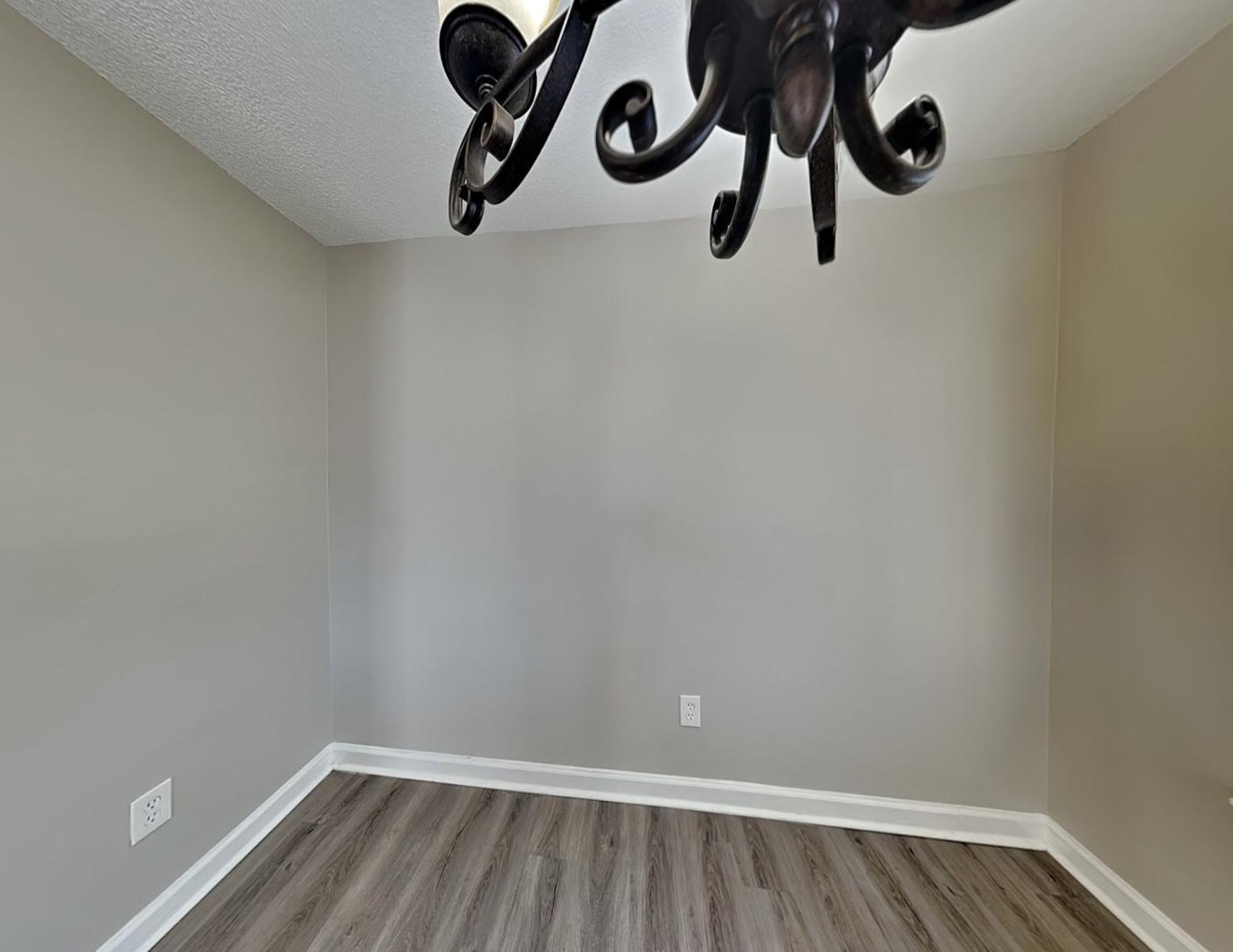 1331 Sasswood Ln, Zebulon, NC 27597