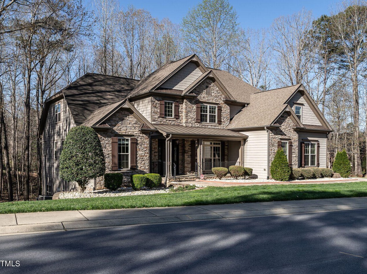 217 Josiah Dr, Clayton, NC 27527-4246