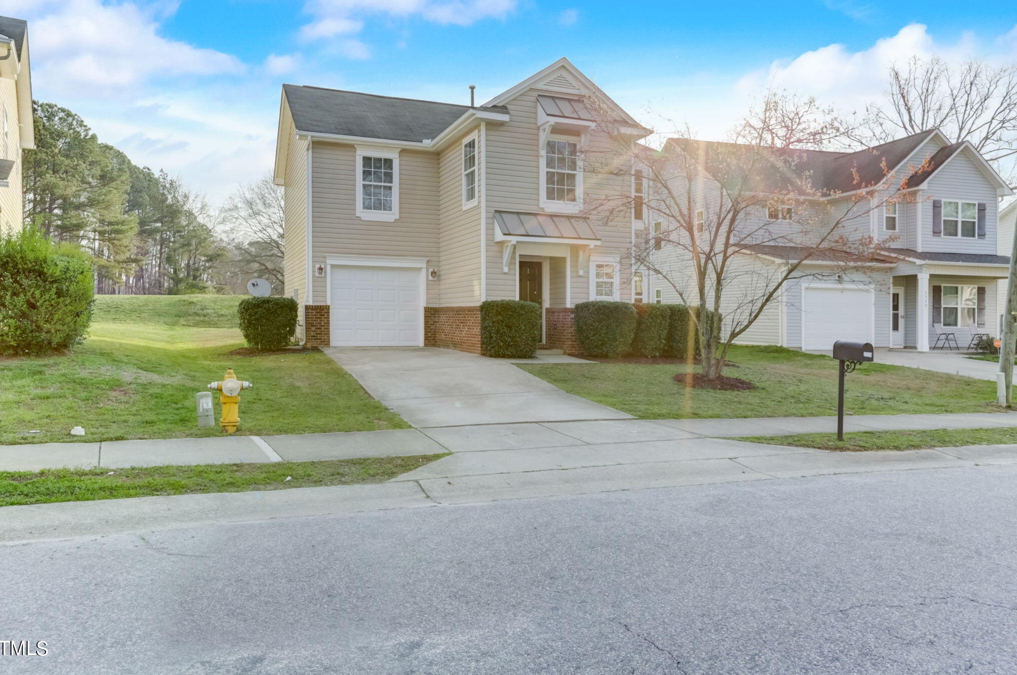 2524 Quarry Ridge Ln, Raleigh, NC 27610-5660