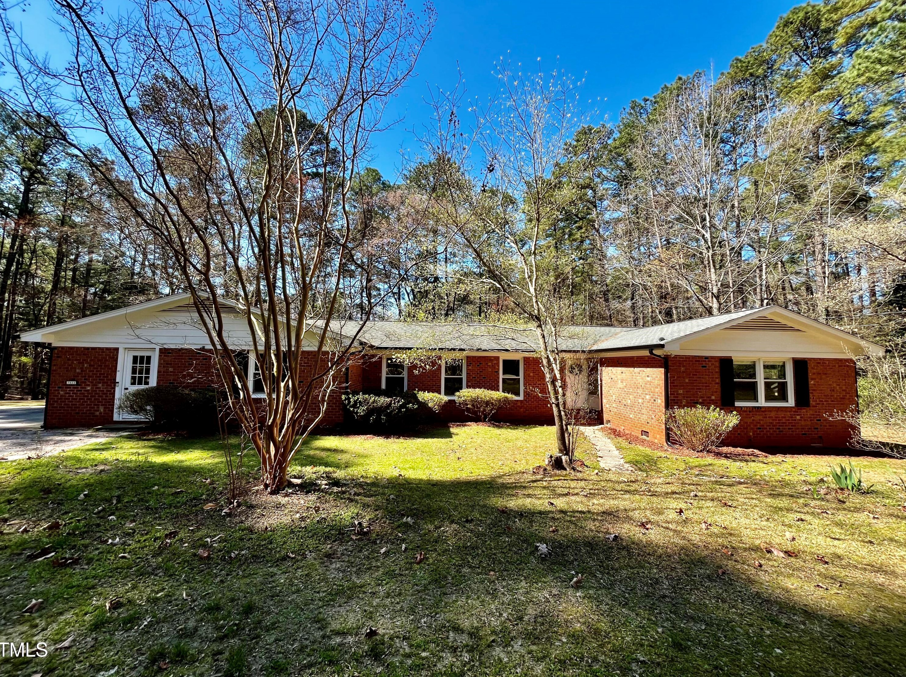 3111 Tanager St, Raleigh, NC 27606-3640