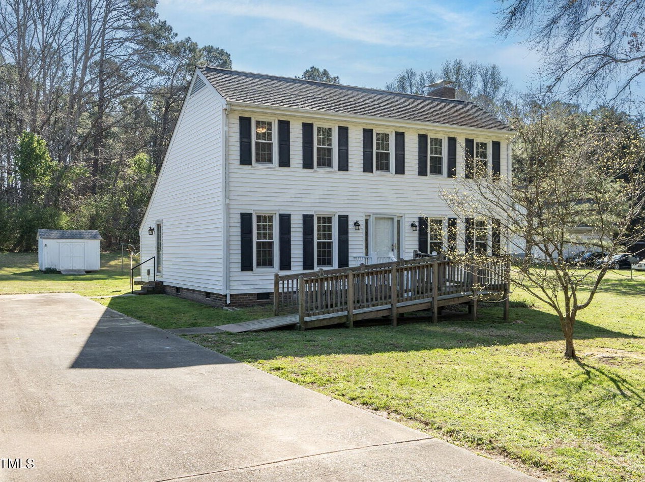 5172 Shield Cir, Raleigh, NC 27603-9683