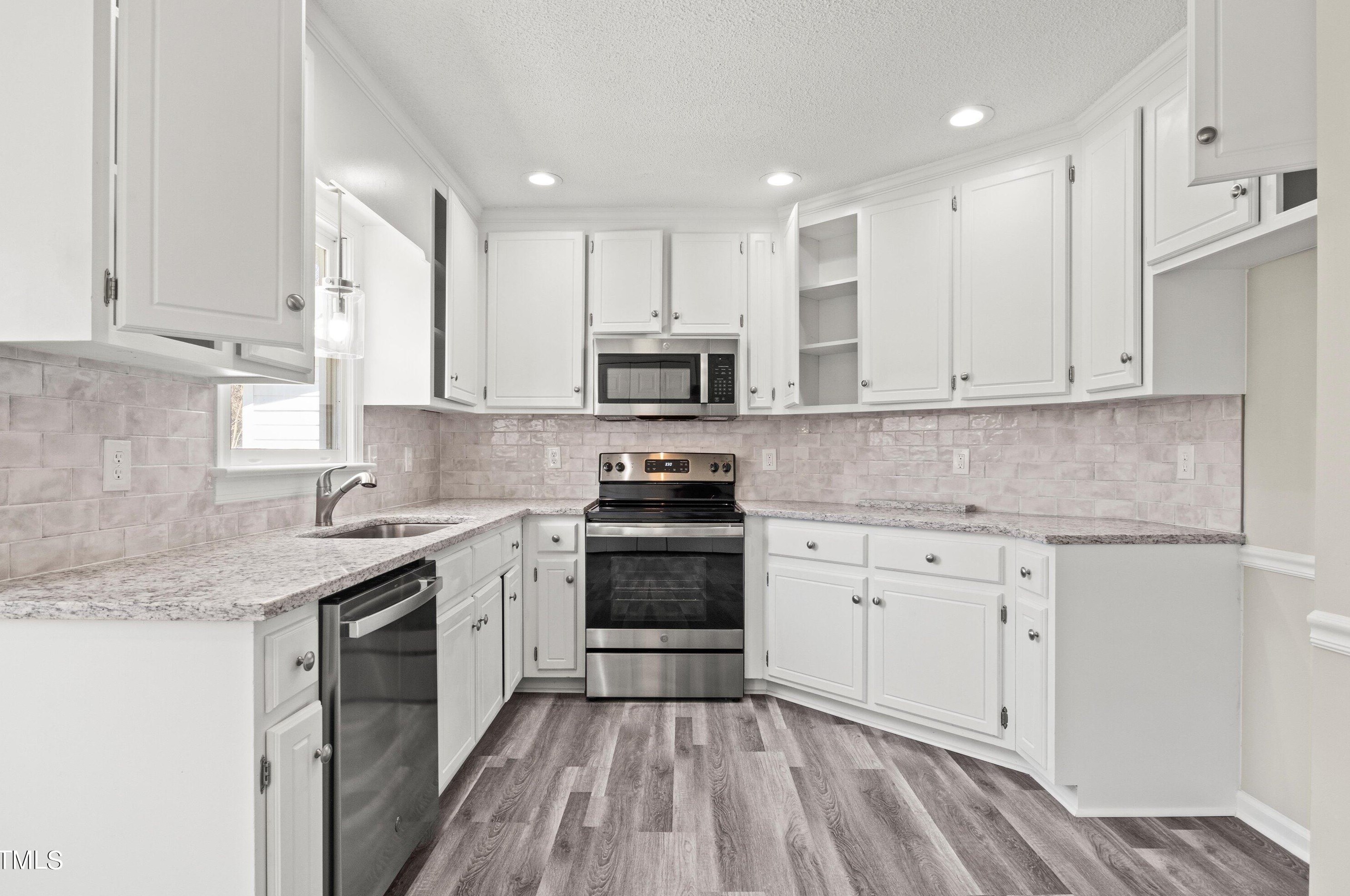 9033 Ferrell Rd, Zebulon, NC 27597-8113