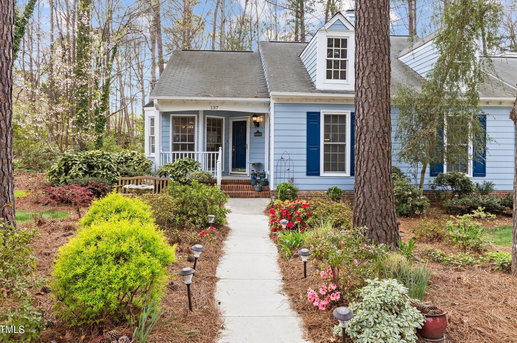 137 Renwick Ct, Raleigh, NC 27615-2946