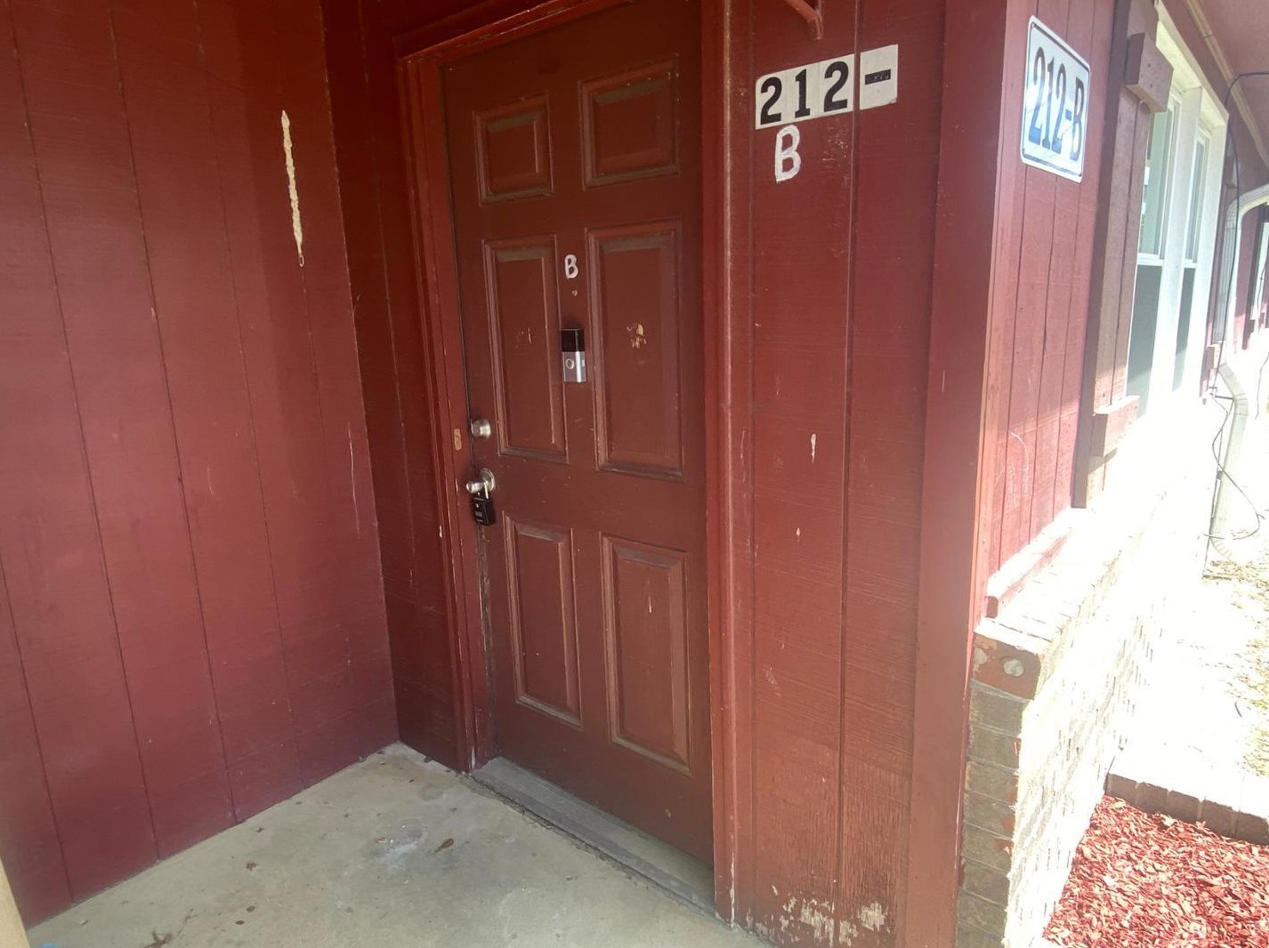 212 Underwood Ave, Smithfield, NC 27577-5216