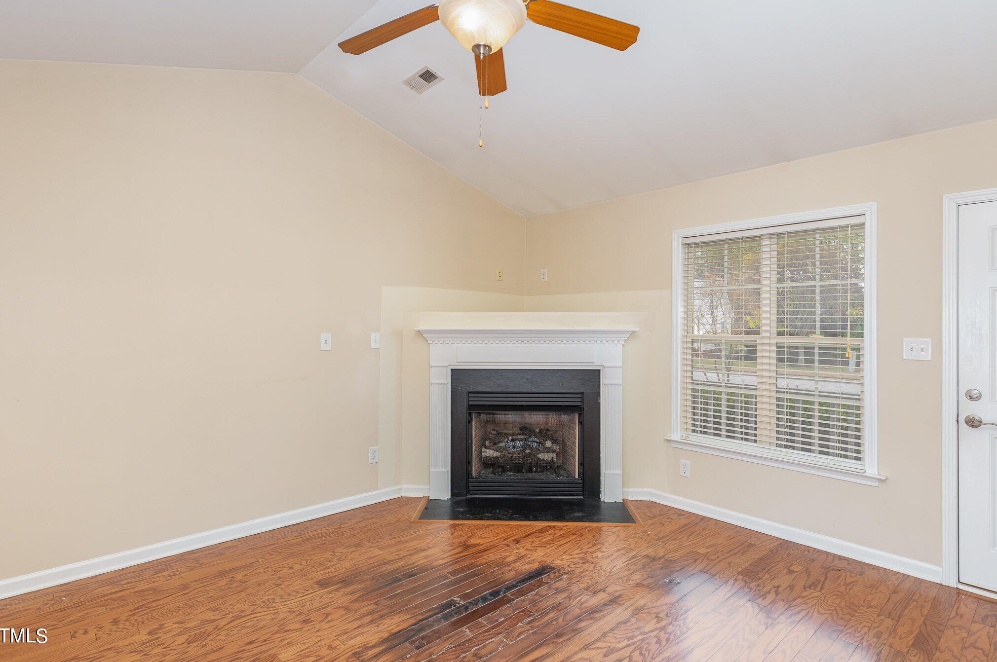 60 Moss Crk Dr, Clayton NC 27520-6925 exterior