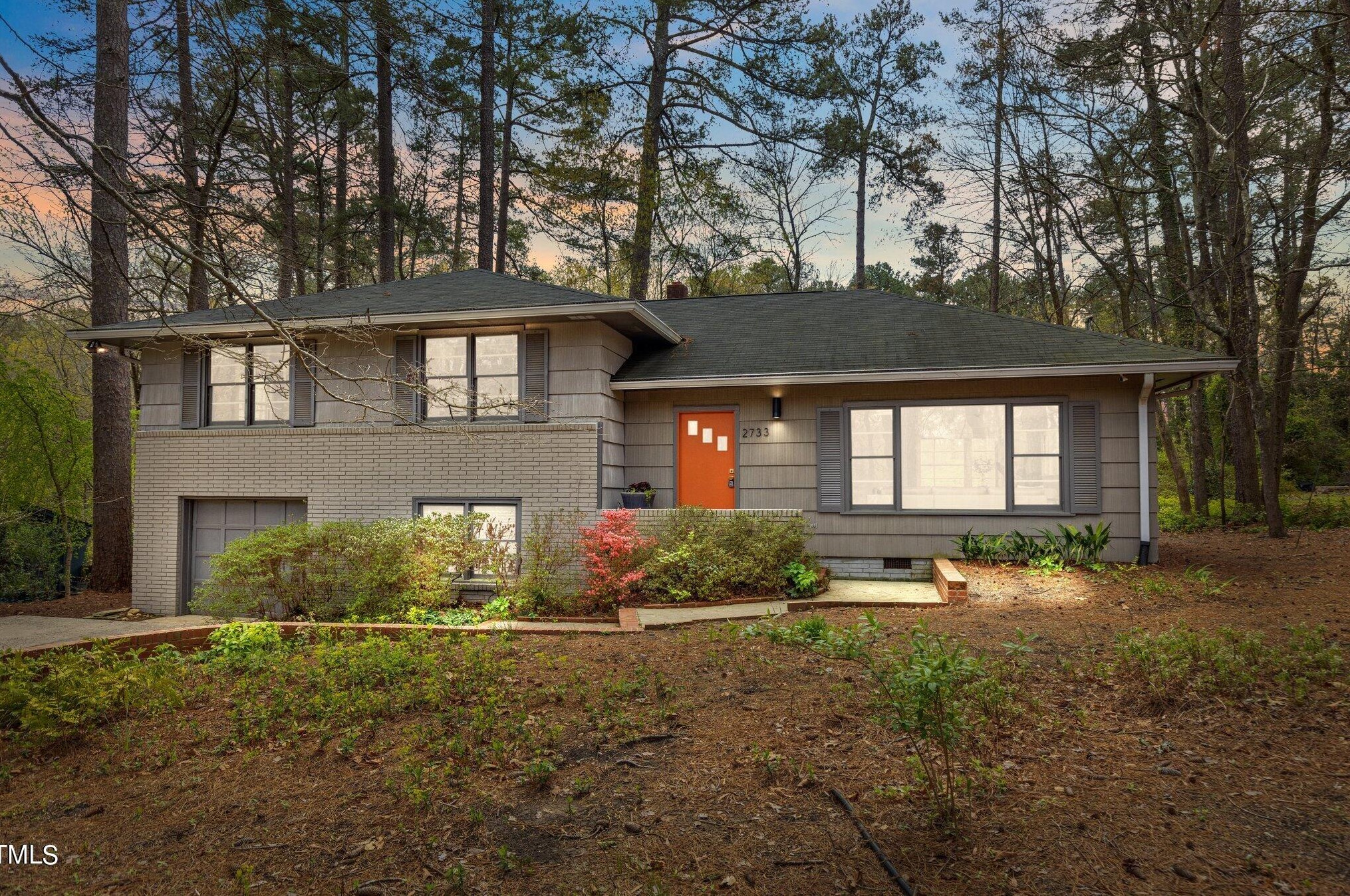 2733 Dogwood Rd, Durham, NC 27705-5732