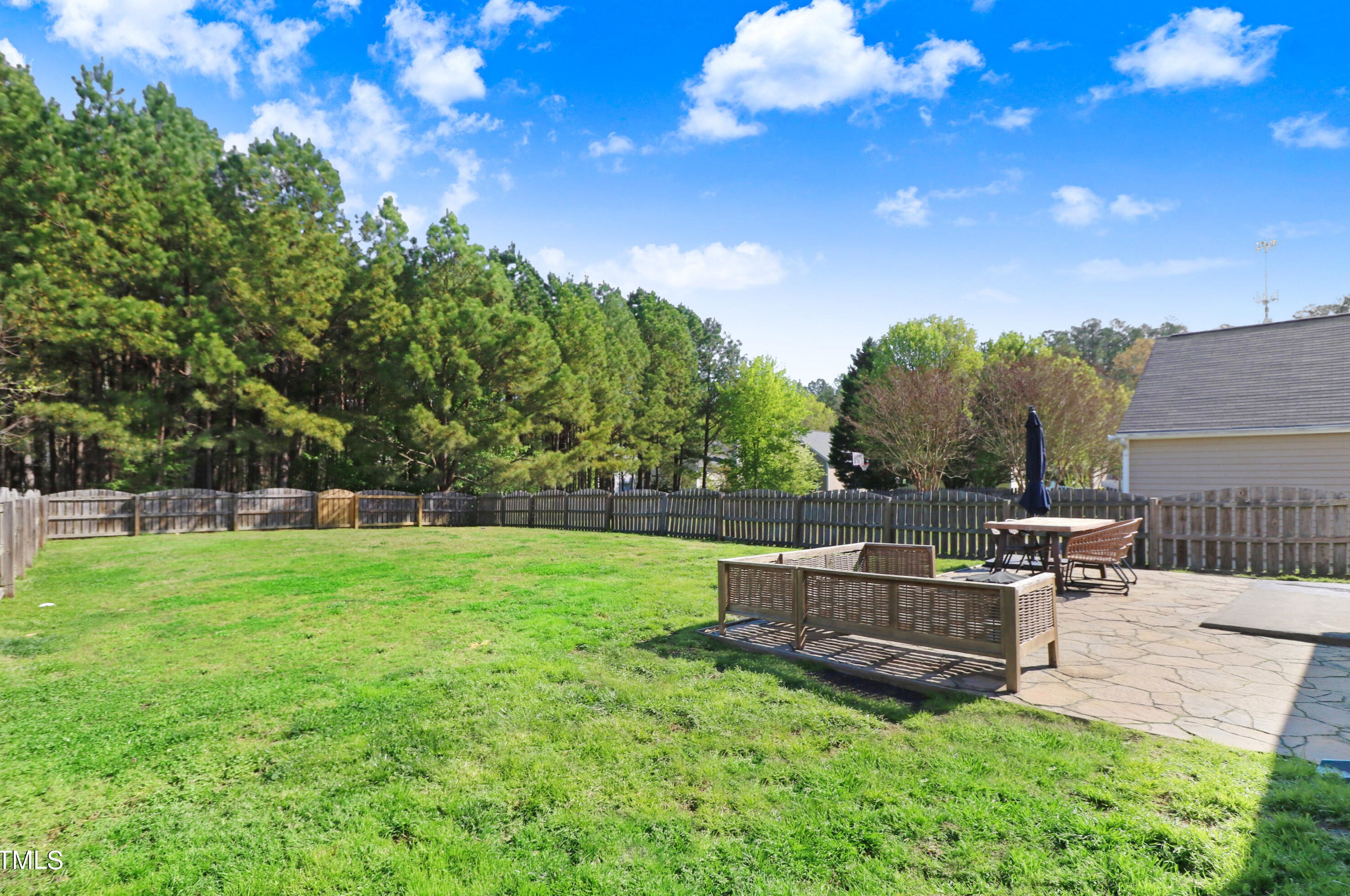 610 Edenberry Dr, Durham NC 27713-6533 exterior