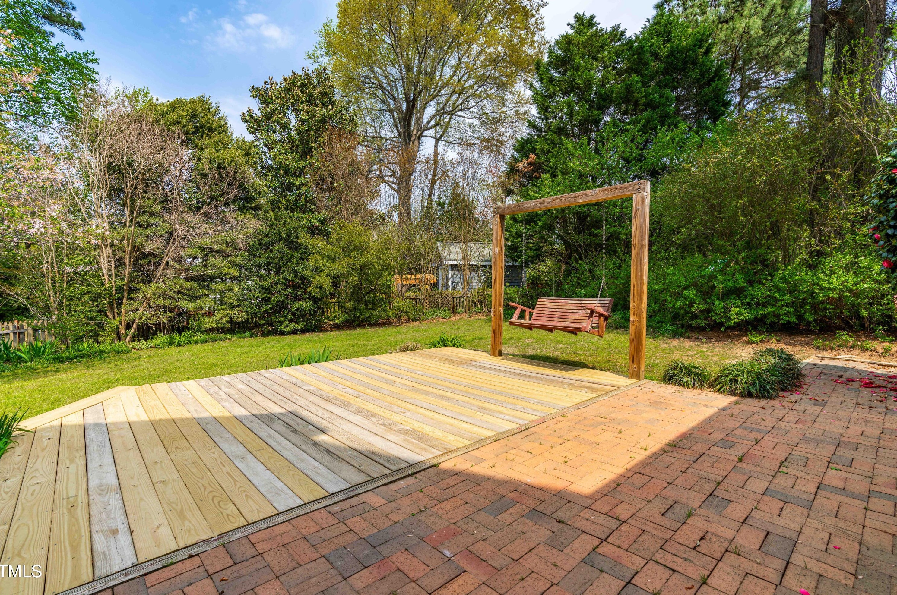 604 Samara St, Apex NC 27502-7143 exterior