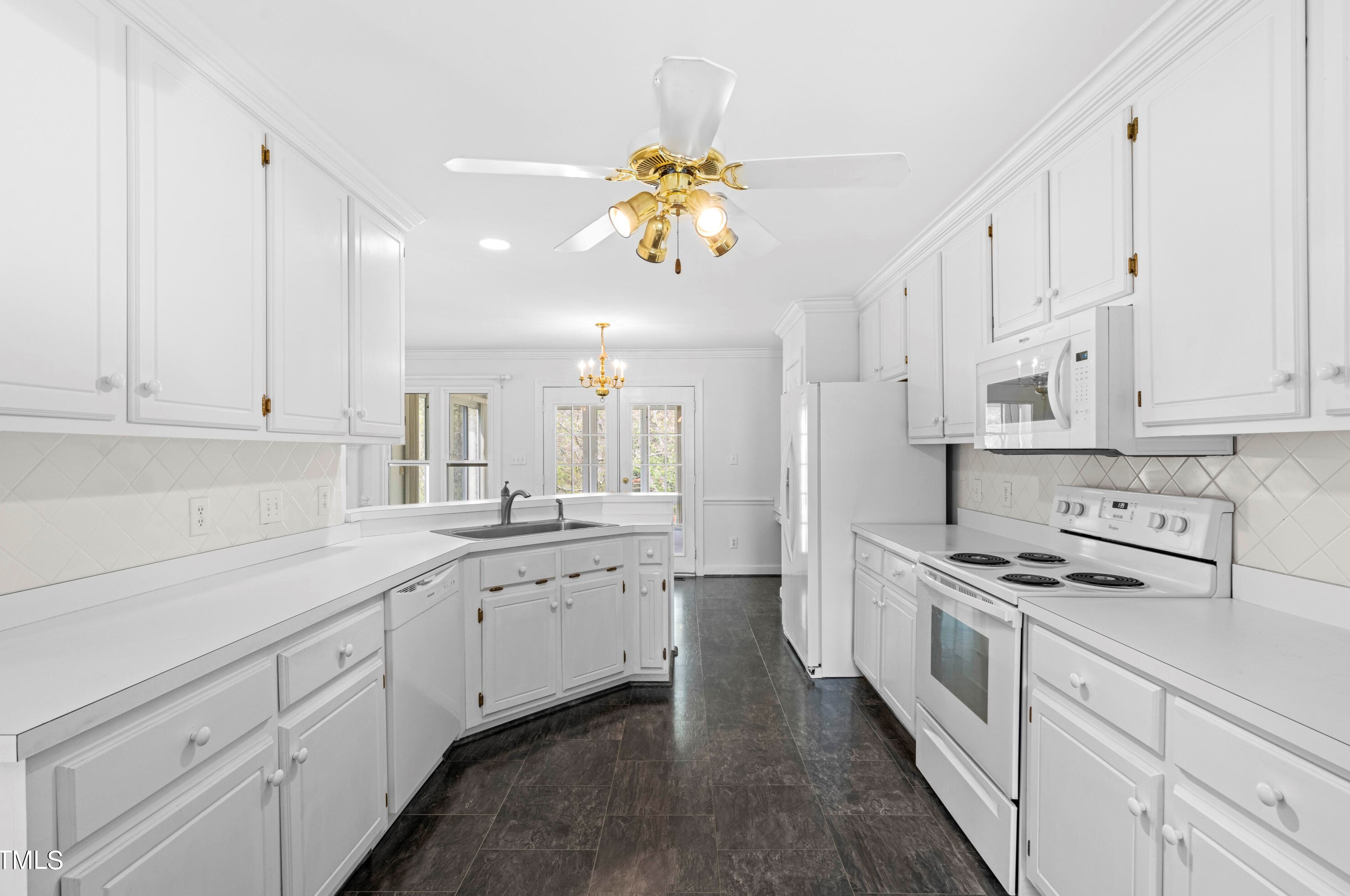 604 Samara St, Apex NC 27502-7143 exterior