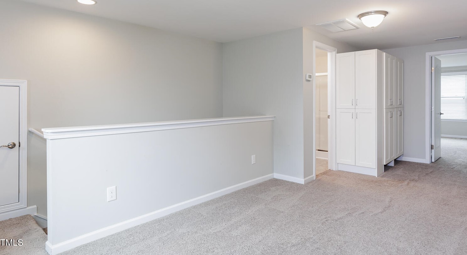 8 Crawford Ct, Durham NC 27703-9475 exterior