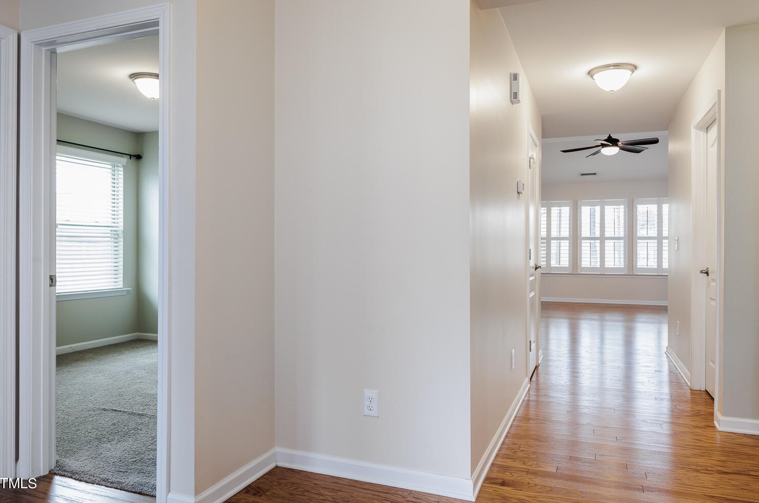 8 Crawford Ct, Durham NC 27703-9475 exterior