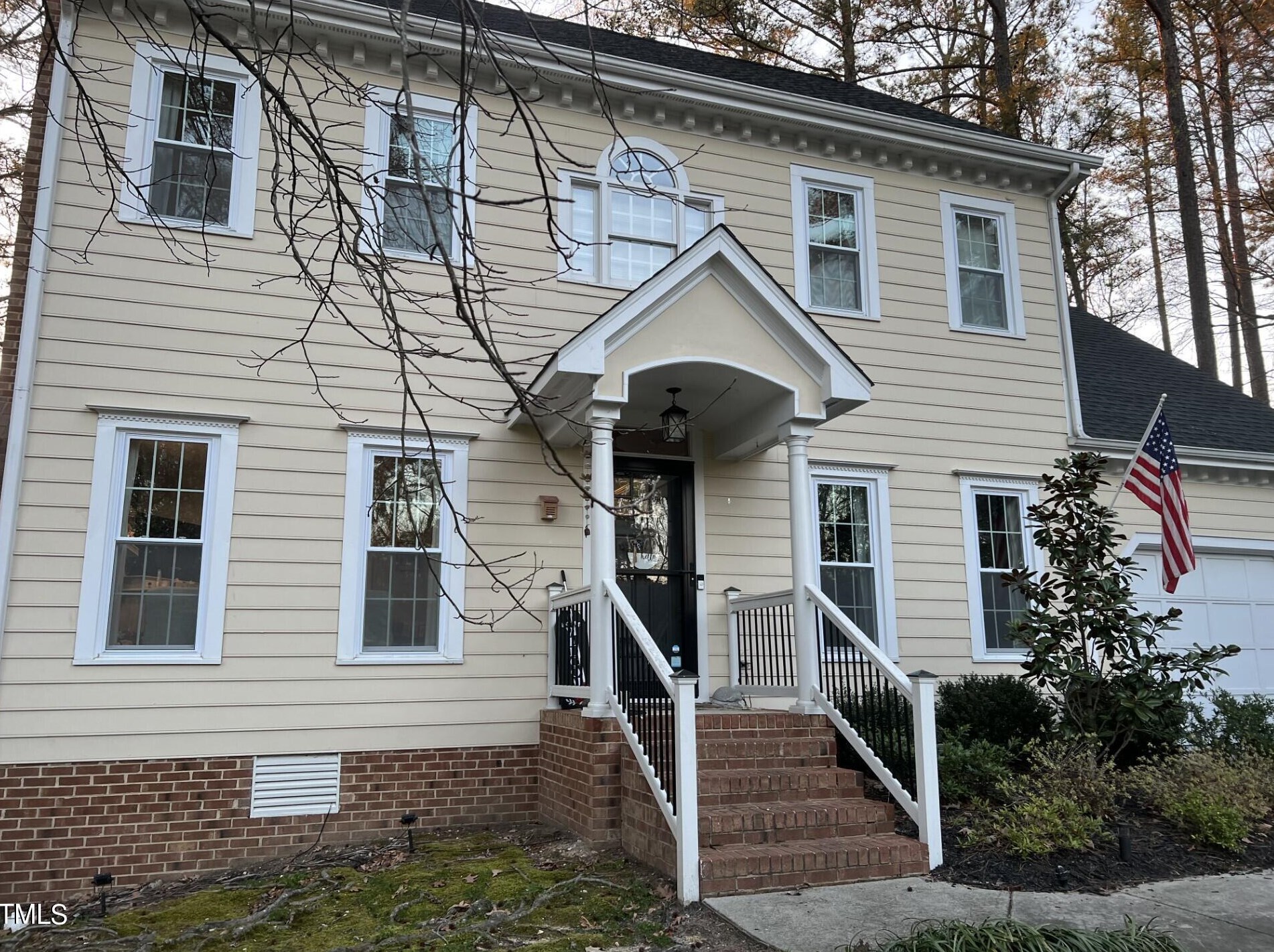 107 Parkwind Ct, Cary, NC 27519