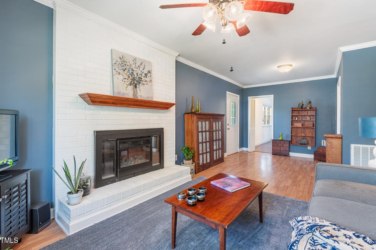 524 Carr St, Mebane NC  27302-2132 exterior