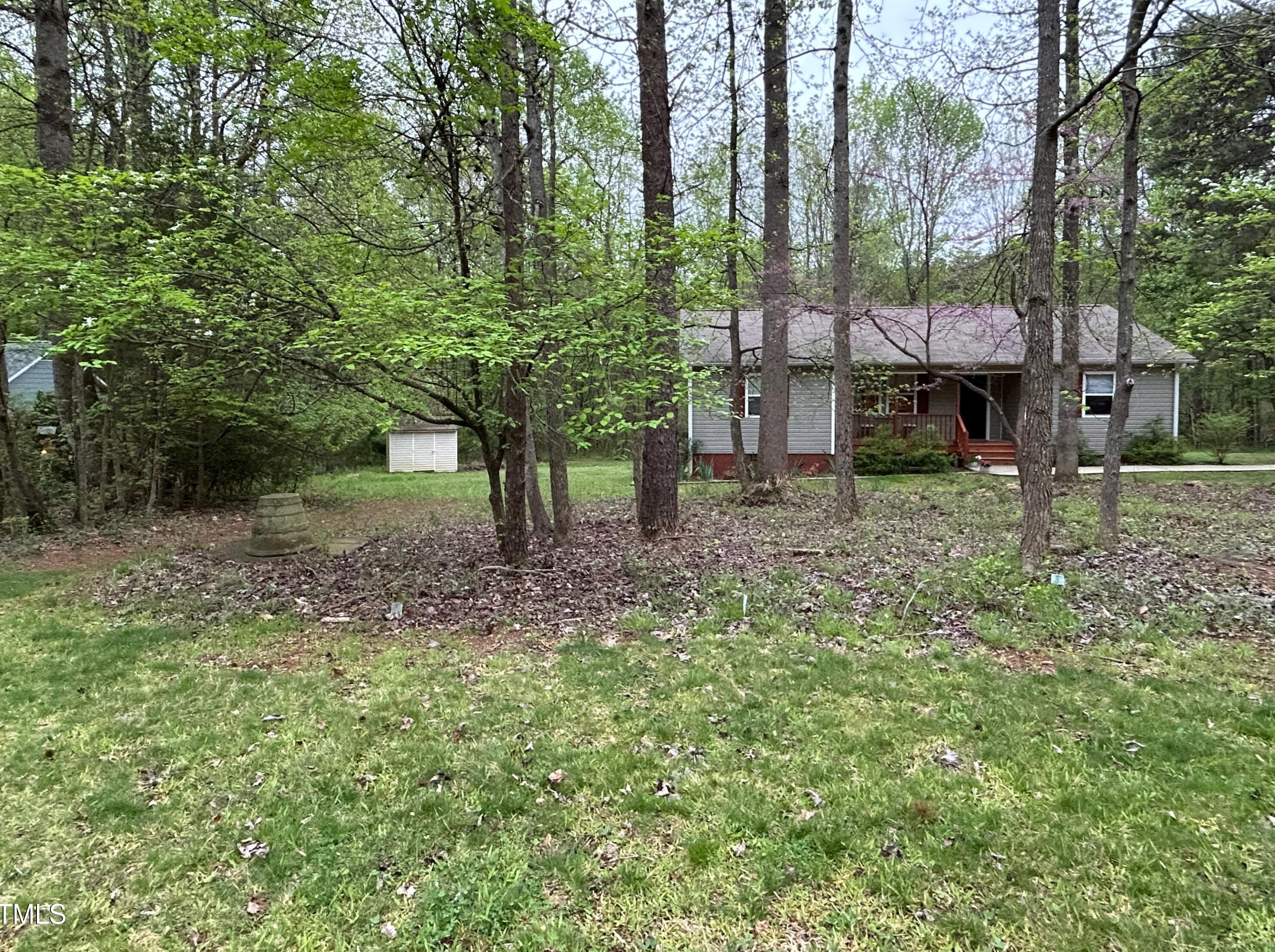 6730 Lakeview Rd, Mebane, NC 27302