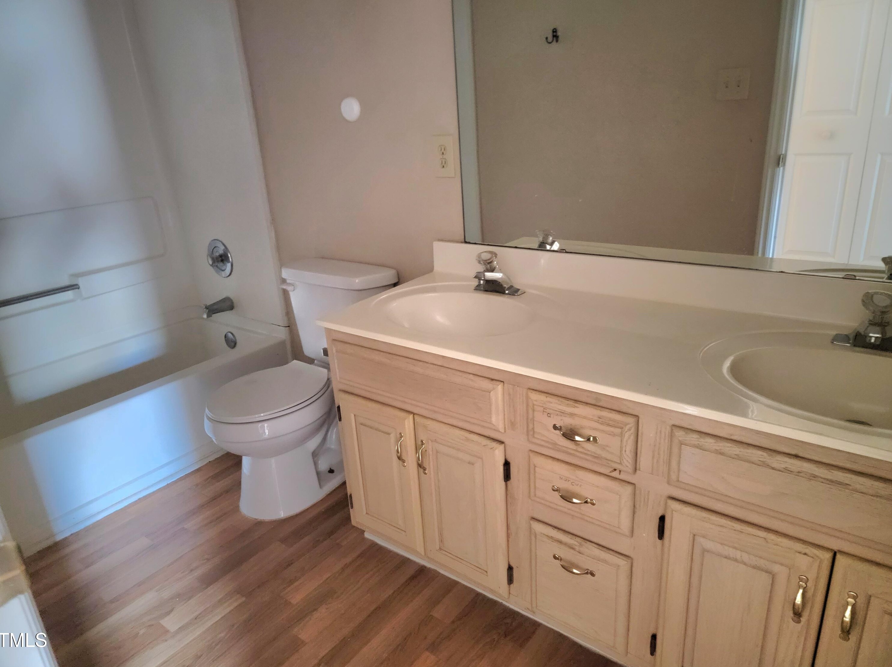 5604 Torness Ct, Raleigh NC  27604-9611 exterior