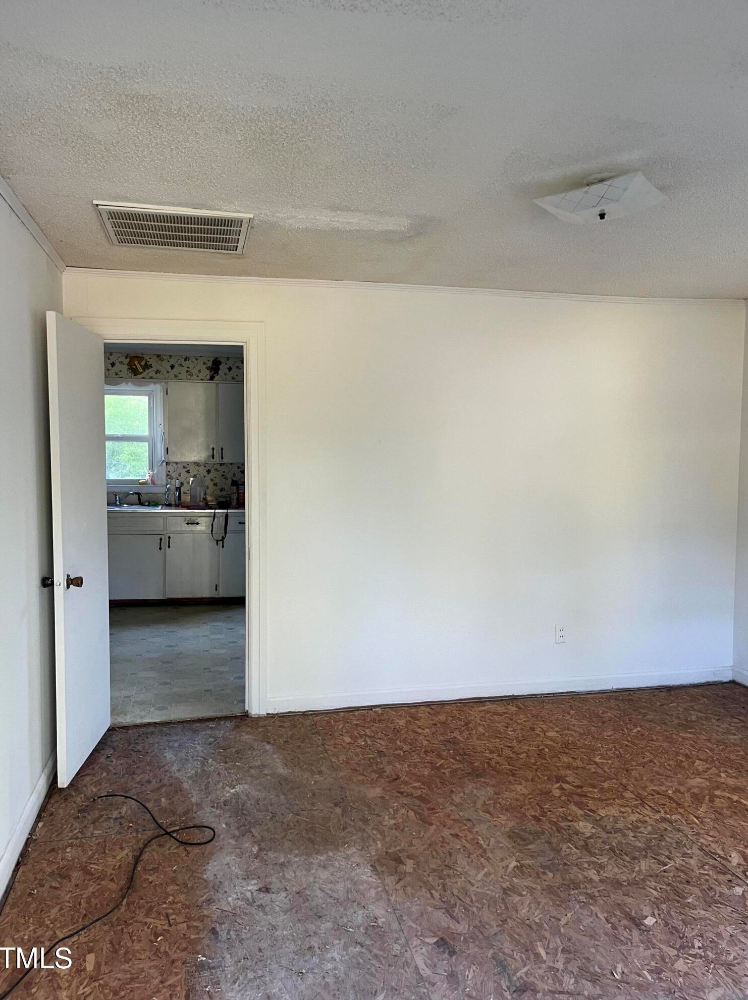 112 Pool Rd, Rose Hill, NC 28458