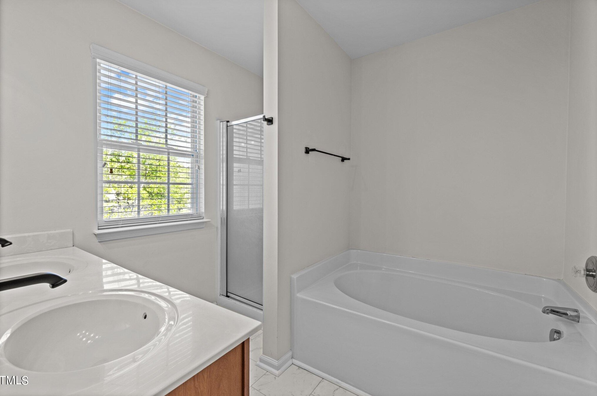 12304 Kendall Ridge Ct, Durham NC  27703-8540 exterior