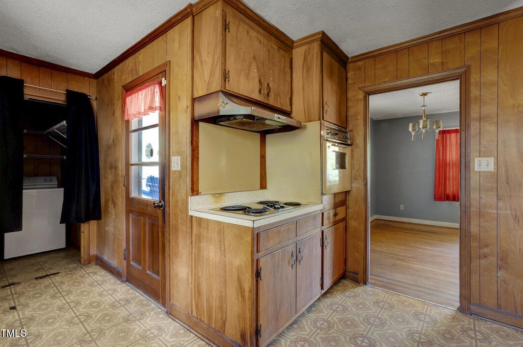 3506 Melrose Dr, Raleigh NC  27604-3812 exterior