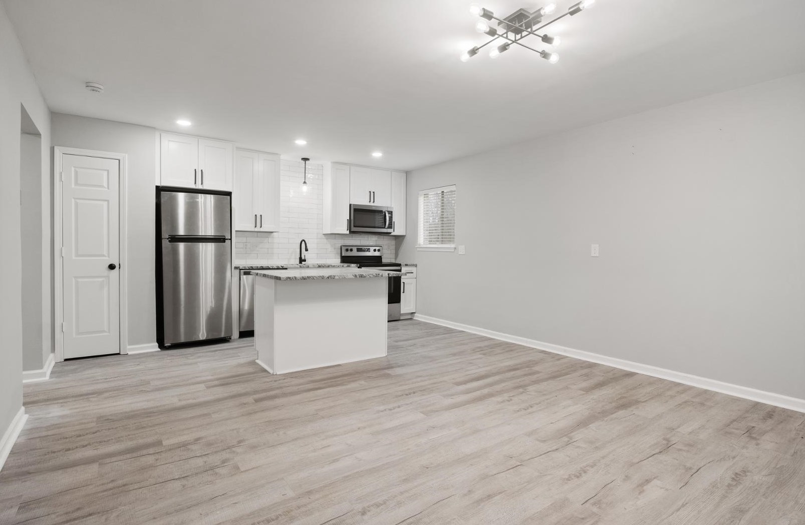130 S Estes Dr #apt C1, Chapel Hill, NC 27514