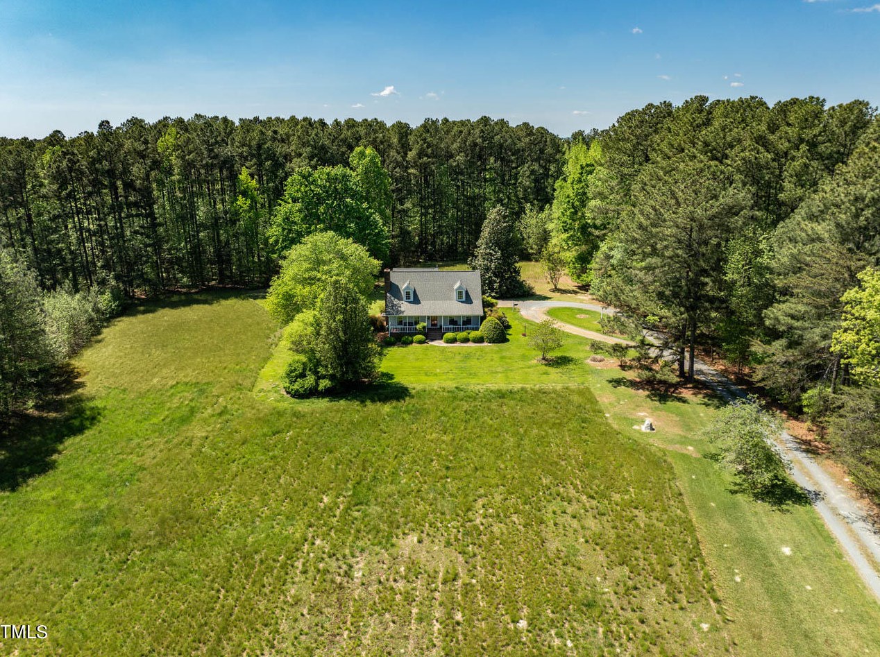 2710 White Cross Rd, Chapel Hill, NC 27516