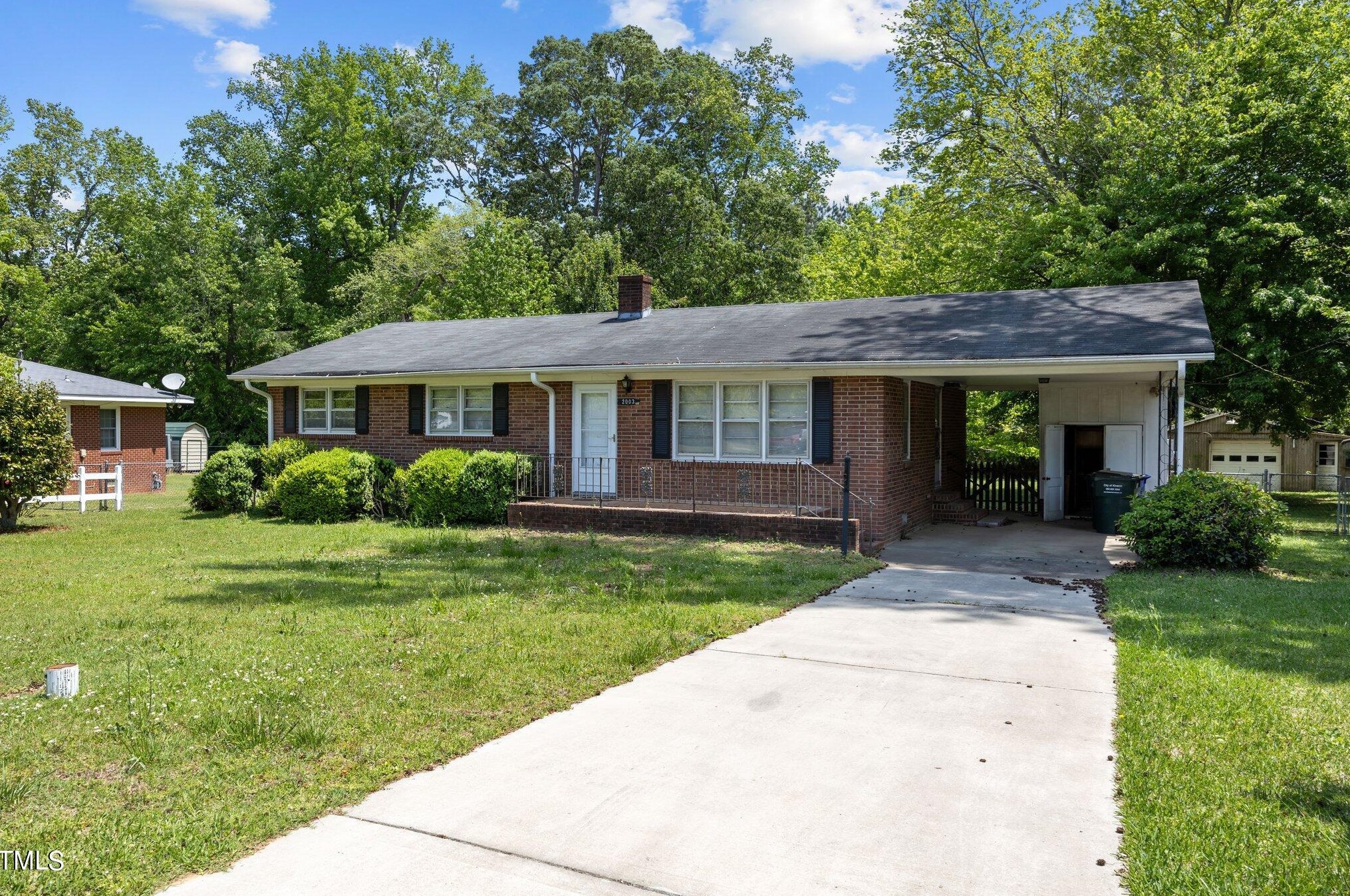 2003 Northview Dr, Kinston, NC 28501-2454