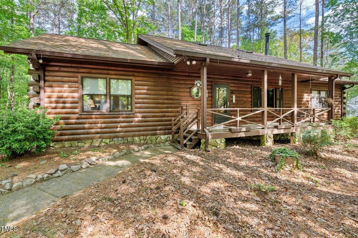 1101 Harvest Mill Ct, Raleigh, NC 27610-9722