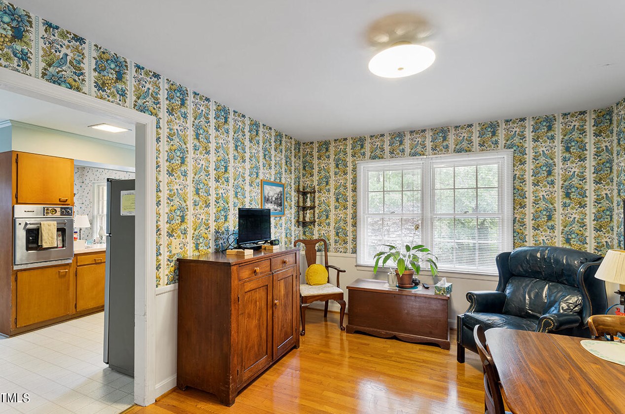 2220 Elmwood Ave, Durham NC 27707-1007 exterior