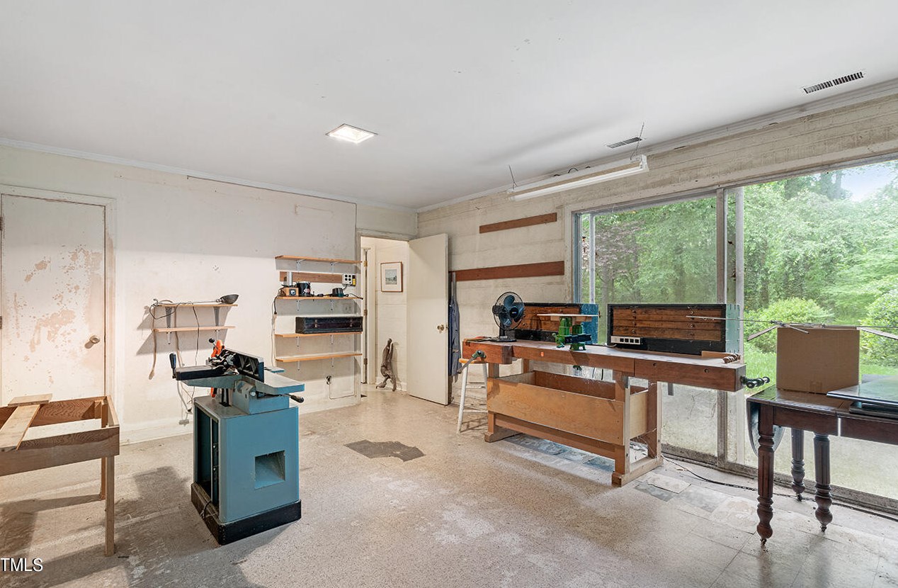 2220 Elmwood Ave, Durham NC 27707-1007 exterior