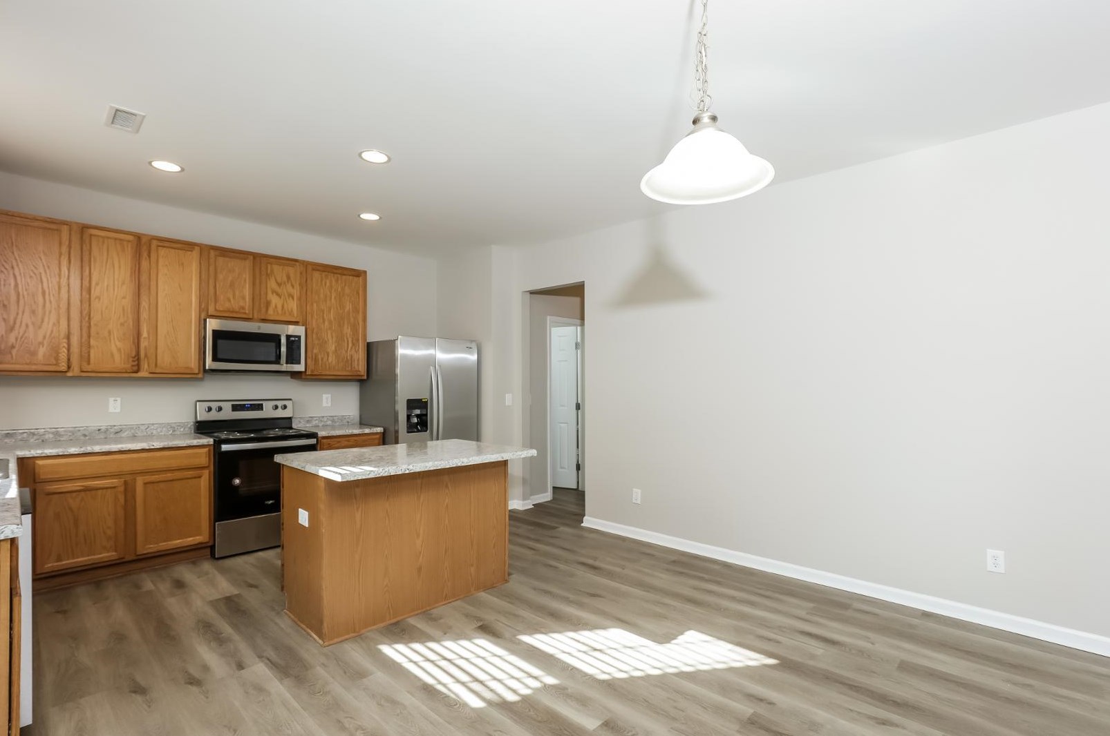 17 Heatherford Ct, Durham, NC 27704-4963