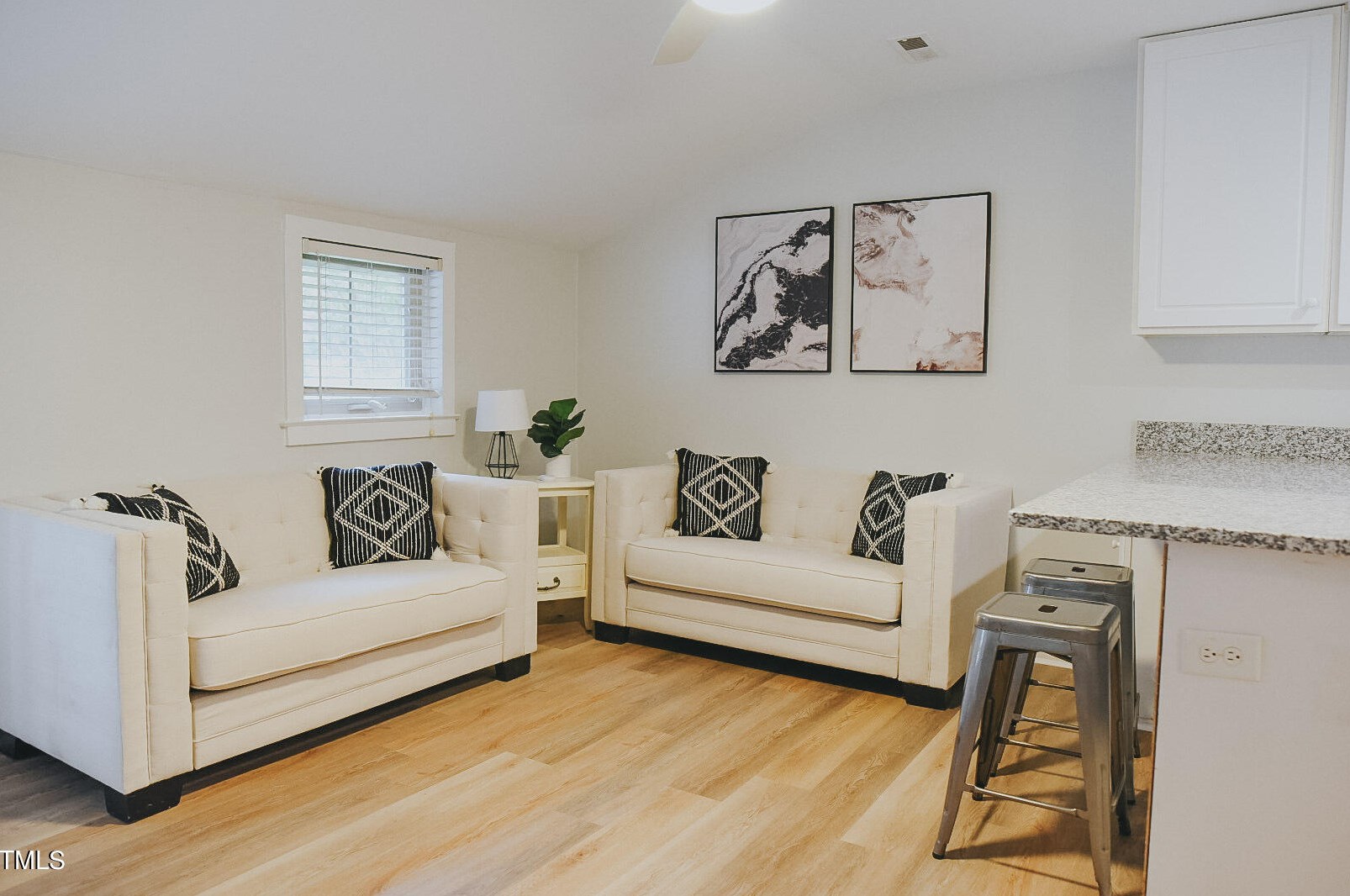6 Shepherd Ln #bldg A, Chapel Hill, NC 27514