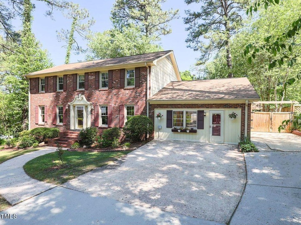 1514 Shadowood Ln, Raleigh, NC 27612